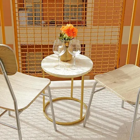Golden Apartment-3